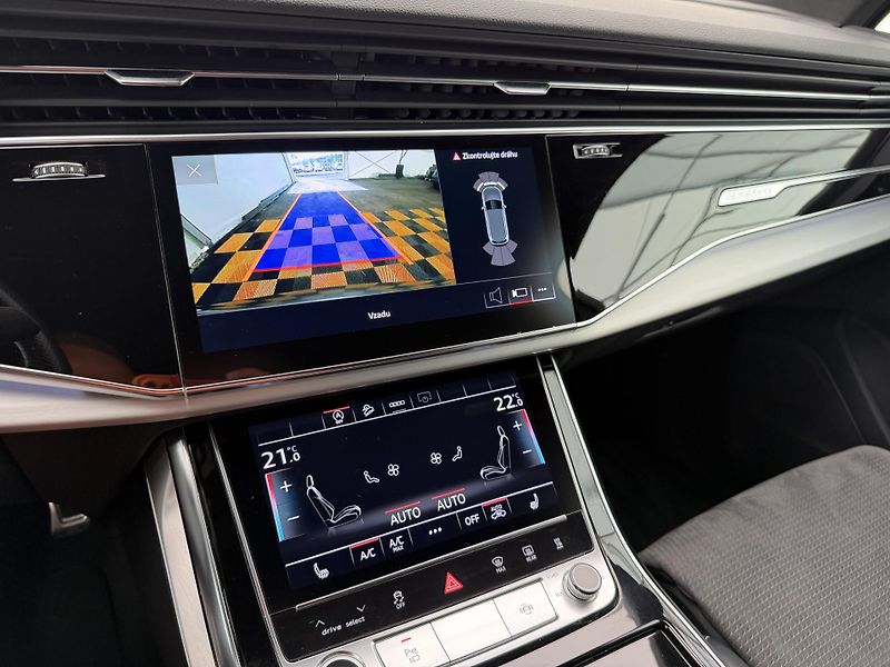 Audi Q7 3.0Tdi*210kw*CZ*DPH*7-M*S-Line - fotka 30 z 46