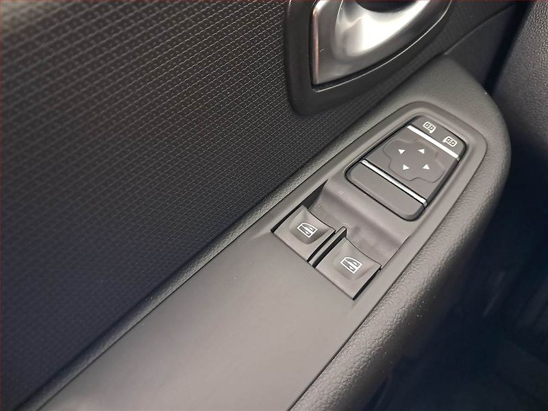 Renault Clio (2019) 0.9 TCe, Tempomat - fotka 14 z 14