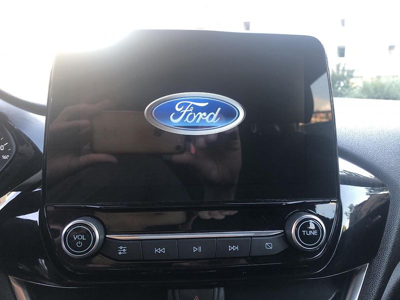 Ford Fiesta (2018) 1,0 NAVI AL kola  - fotka 28 z 69