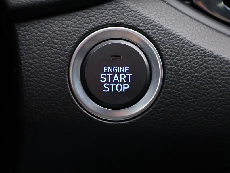 Hyundai i30 2,0 TGDI 206kW N Performance - fotka 19 z 33