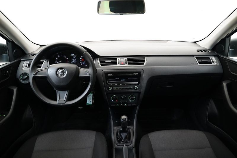 Škoda Rapid - fotka 5 z 21