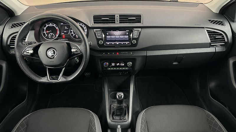 Škoda Fabia 1.0 TSI Combi - fotka 8 z 24