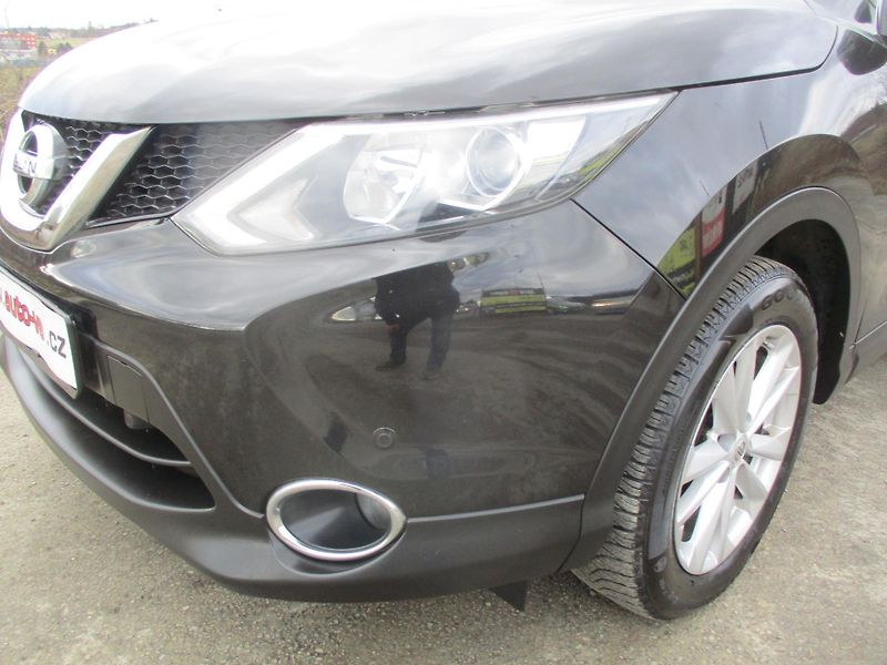 Nissan Qashqai 1.6DIG-T 120kW NAVI VÝHŘEV - fotka 24 z 43