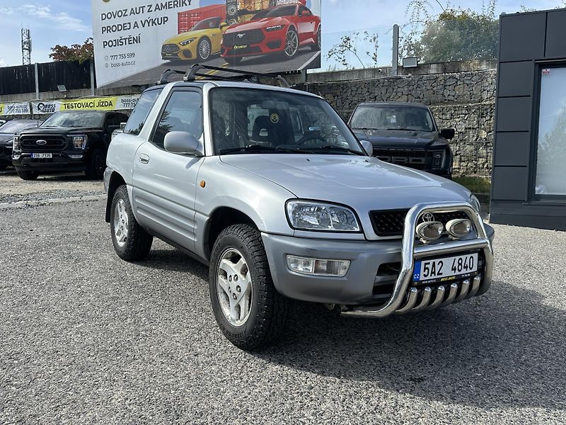 Toyota RAV4 (1998) Toyota RAV4 1998 - fotka 2 z 16