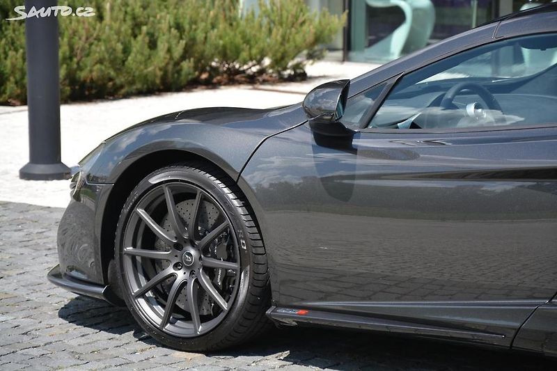 McLaren 650S Spider Nový vůz Top Výbava - fotka 4 z 39