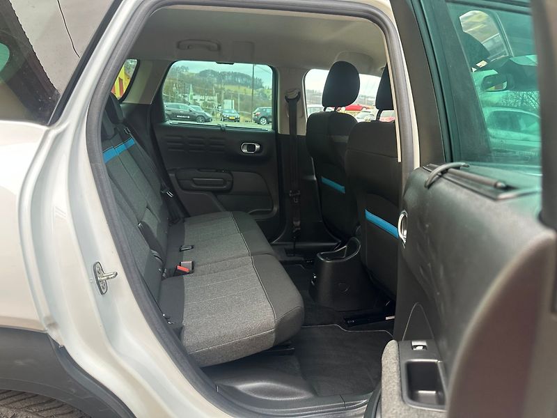 Citroën C3 Aircross 1.2i 81kW/Rip Curl/1MAJ/NAVI - fotka 19 z 45