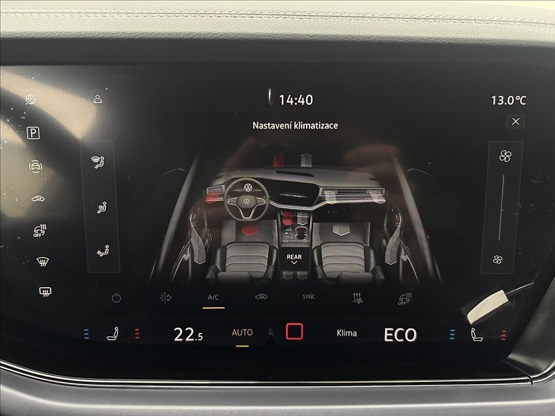 Volkswagen Touareg 3,0 HUD MASÁŽ NZTOP ČR ZÁRUKA - fotka 24 z 54