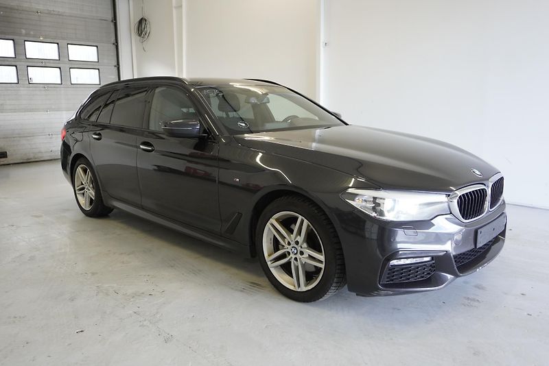 BMW Řada 5 520D TOURING XDRIVE STEPTRONIC - fotka 3 z 29