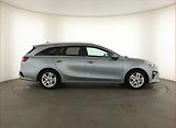 Kia Ceed (2021) 1.5 T-GDI MHEV, Automat, ČR - náhled 6