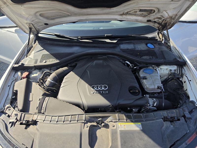 Audi A6 3.0 TDI Quattro TZ S-Line  - fotka 16 z 18