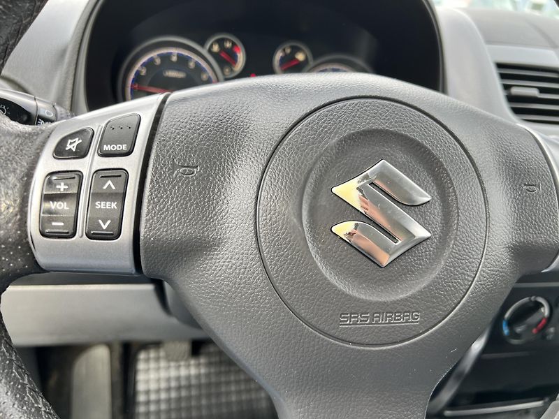 Suzuki SX4 1.6i16v LPG 4x4 TAŽNÉ PŮVOD ČR - fotka 14 z 36