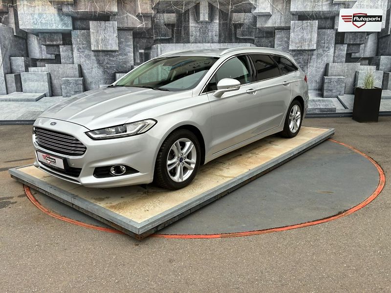 Ford Mondeo (2015) 2.0TDCi, 110KW, TITANIUM - fotka 3 z 28