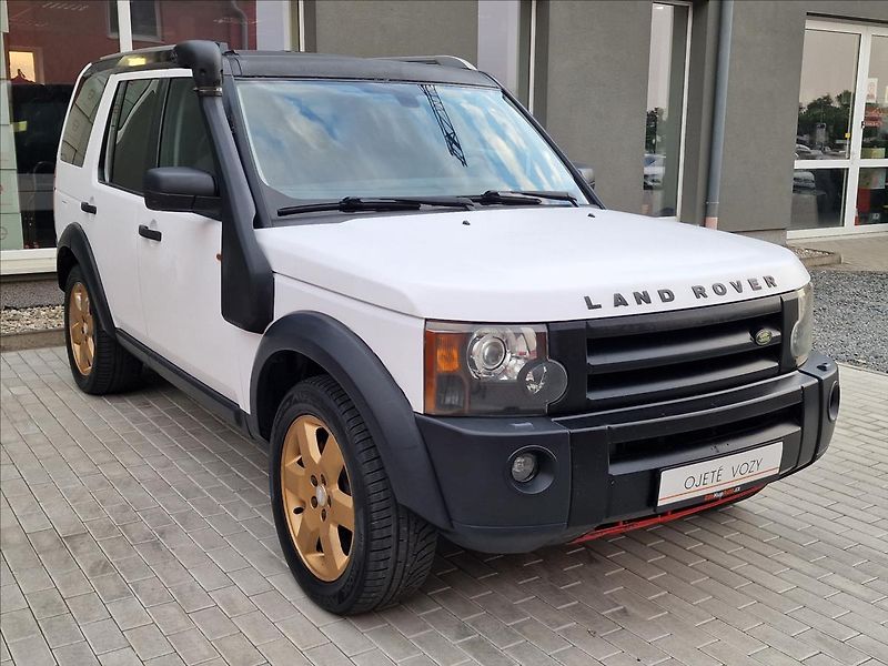 Land Rover Discovery 2.7 TDV6 140kW 4x4 - fotka 3 z 42