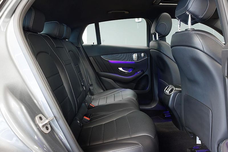 Mercedes-Benz GLC (2023) GLC 220d 4Matic AMG Line - fotka 25 z 35