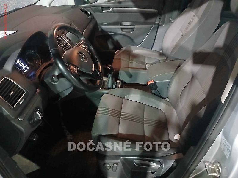 Volkswagen Sharan (2016) 2.0 TDi, 2.maj, bixen, autoAC - fotka 3 z 3