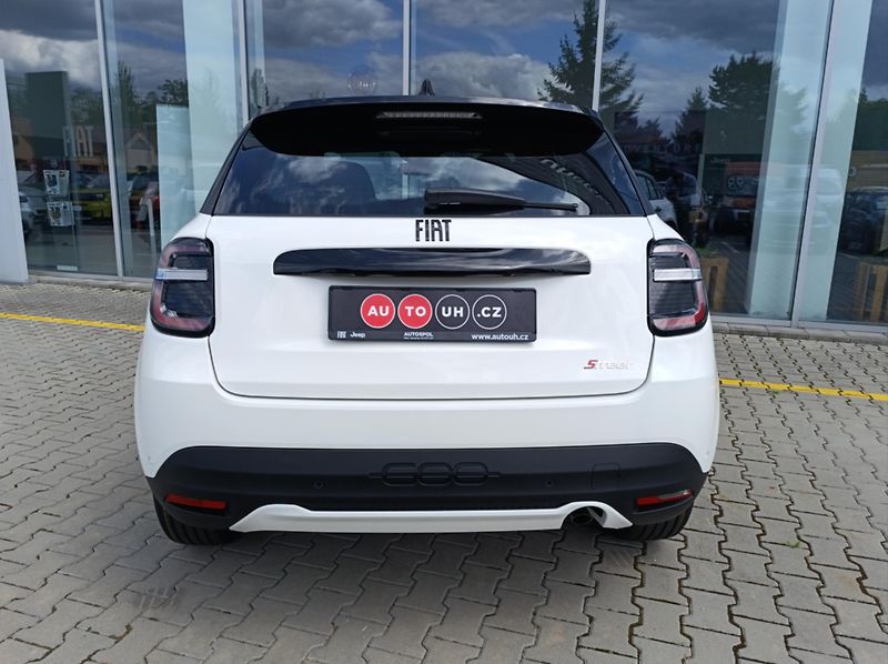 Fiat 600 (2026) 1,2 Turbo 100k STREET - fotka 5 z 14