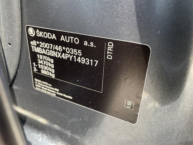 Škoda Octavia IV 2,0 TDi - Ambition PLUS - fotka 72 z 86