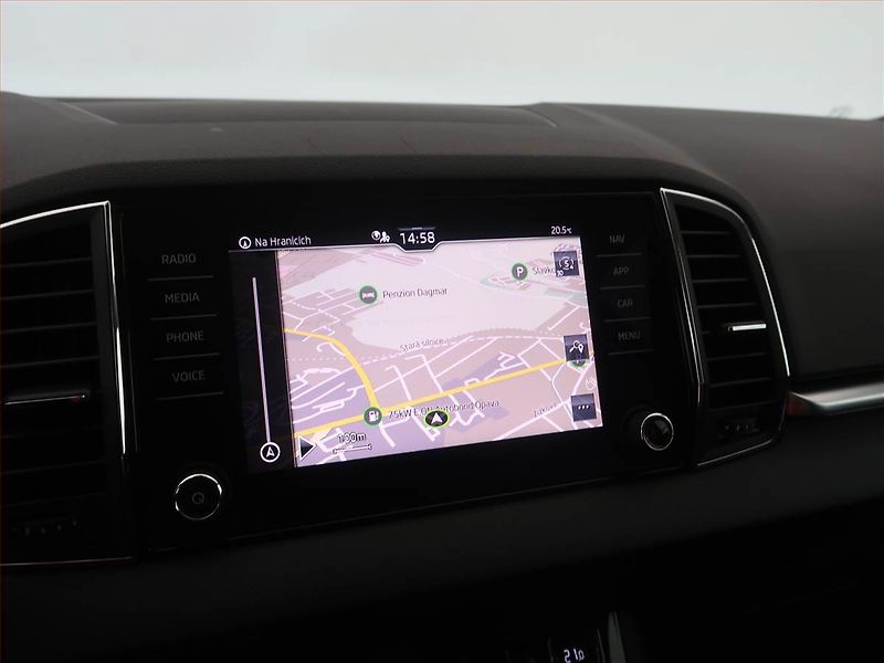 Škoda Karoq (2021) Style 2.0 TDI, Automat, ČR - fotka 16 z 17