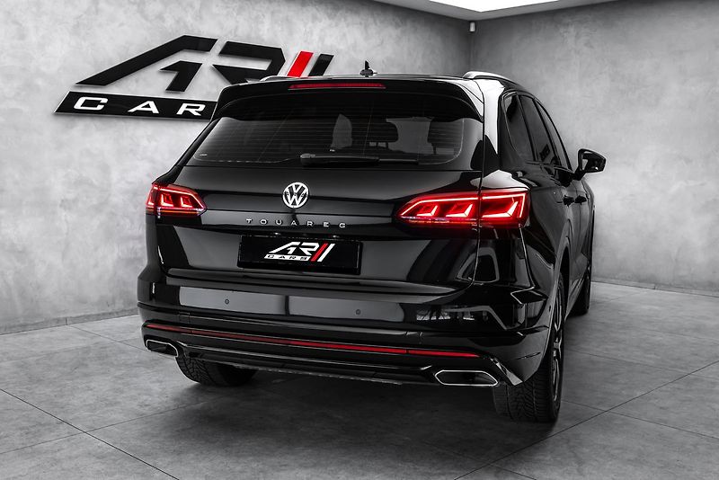 Volkswagen Touareg 210kW R-Line 4M IQ.Light - fotka 6 z 23