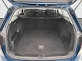 Volkswagen Passat (2020) Elegance 2.0 TDI, Automat - náhled 14