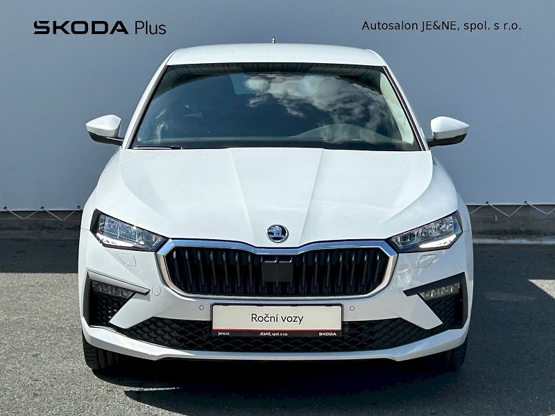 Škoda Scala (2025) Selection 1.0 TSI 85 kW - fotka 4 z 35