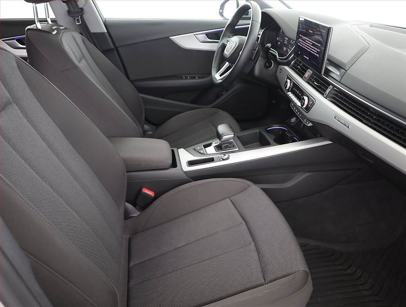 Audi A4 Allroad (2021) 40 TDI - fotka 7 z 19