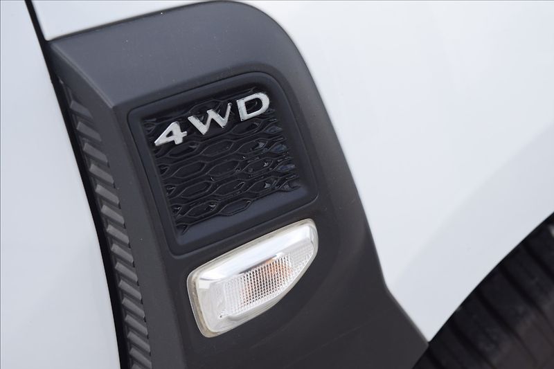 Dacia Duster 1,6 i 84KW 4X4 TAŽNÉ NOVÁ STK - fotka 41 z 42