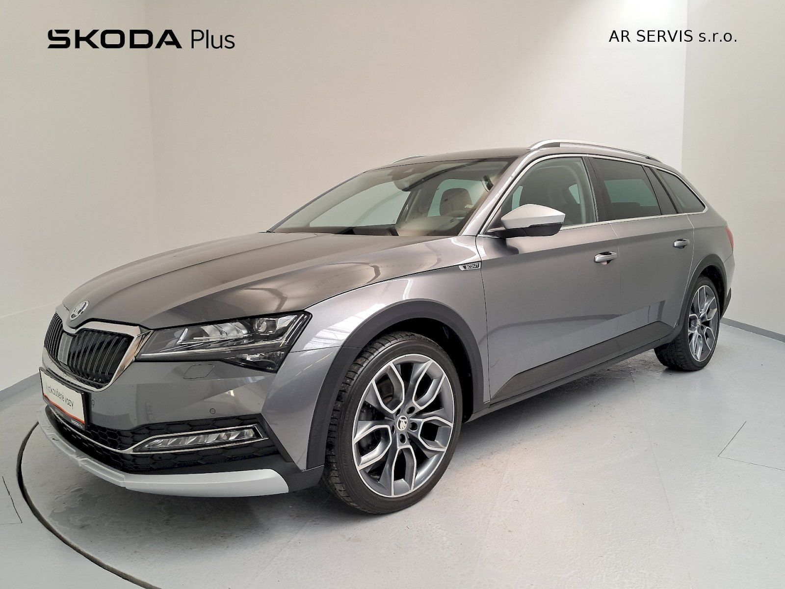 Škoda Superb COMBI  SCOUT 4X4 2.0TDI/147KW