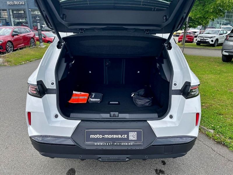 Opel Grandland (2025) MHEV 1.2T 145k GS AT6 - fotka 6 z 26