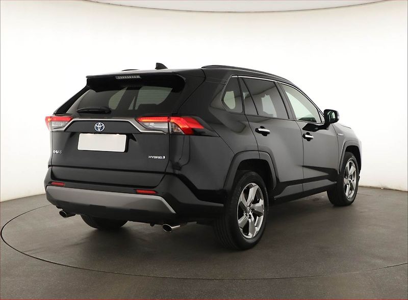 Toyota RAV4 (2020) 2.5 Hybrid - fotka 5 z 20
