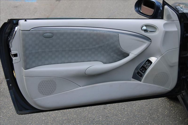 Mercedes-Benz CLK 270 CDI / Automat / CZ - fotka 12 z 32