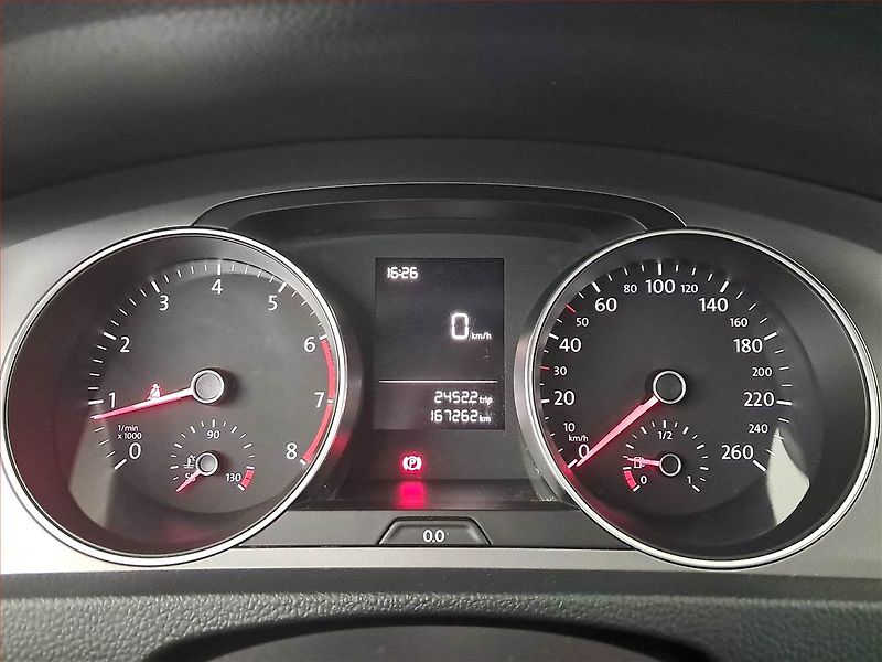 Volkswagen Golf (2014) 1.2 TSI - fotka 11 z 14