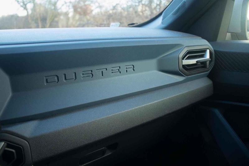 Dacia Duster se letos začala prodávat ve třetí generaci.
