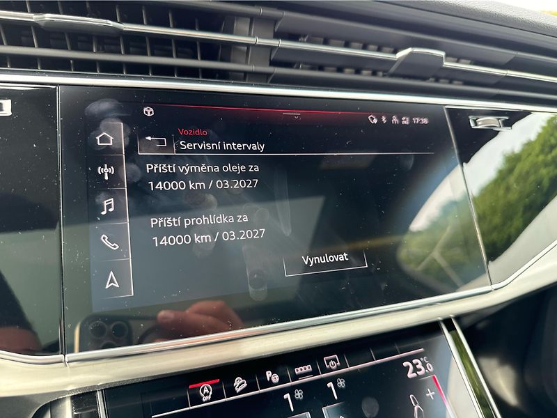 Audi Q7 50 TDI Quattro S.Line - fotka 19 z 21