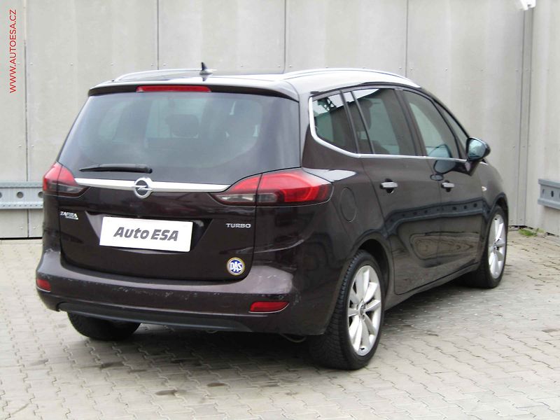 Opel Zafira (2012) 1.4T Tourer, ČR, servis.kniha - fotka 4 z 17