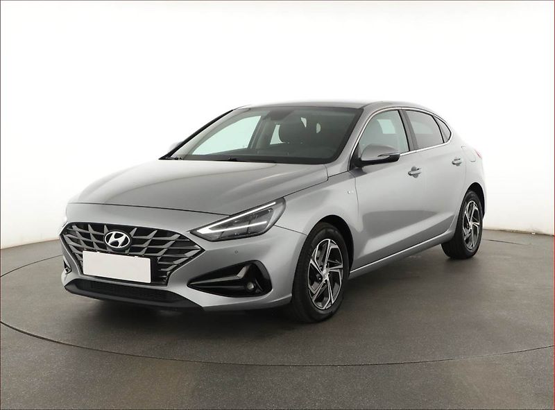 Hyundai i30 (2024) Style 1.5 T-GDI MHEV - fotka 2 z 13