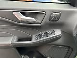 Ford Kuga 2.5Hybrid PHEV 134kW ST-Line X - náhled 17