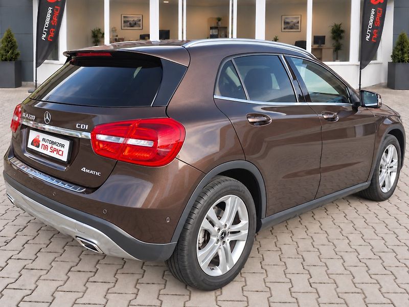 Mercedes-Benz GLA (2014) 220CDI 125kW 4MATIC -TAŽ.ZAŘ. - fotka 8 z 35