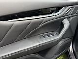 Maserati Levante (2023) 430PS- MODENA-S-TOP-SKLADEM- - náhled 13