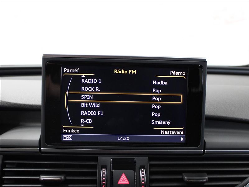 Audi A6 3,0 TDI 160KW S-Line top stav - fotka 23 z 32