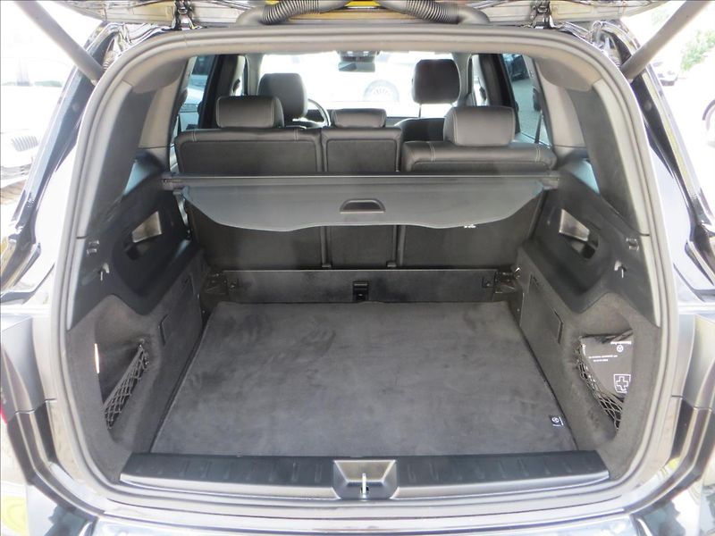 Mercedes-Benz GLB 2,0 200d 4Matic DCT 110kW ČR - fotka 7 z 23