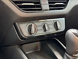 Škoda Kamiq Selection 1,0 TSI 85 kW 6° MP - náhled 13