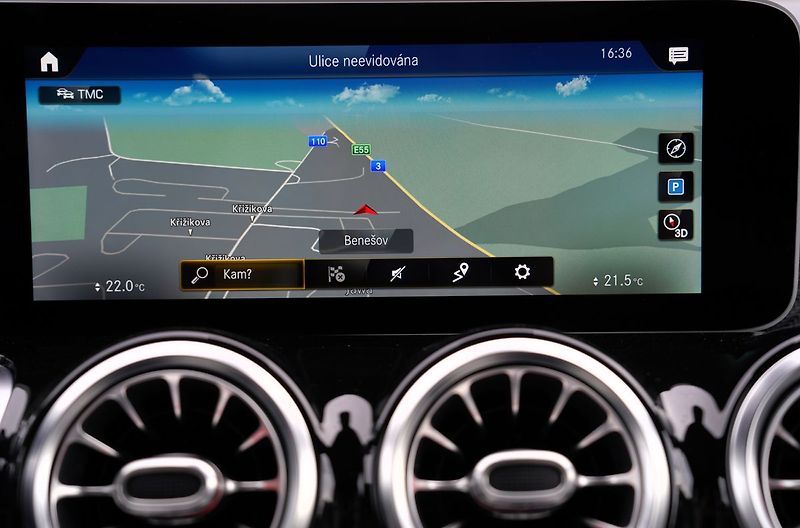 Mercedes-Benz GLB 35 AMG 4Matic/310 PS/ČR - fotka 37 z 49