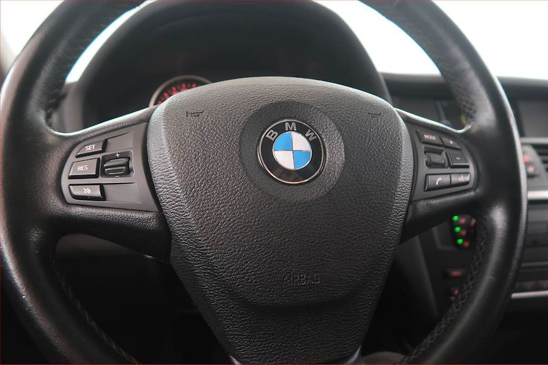 BMW X3 (2013) xDrive20d, 4X4, Kůže - fotka 18 z 19