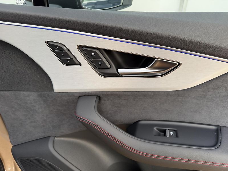 Audi Q7 3.0Tdi*7-mist*CZ*DPH*S-Line - fotka 22 z 48