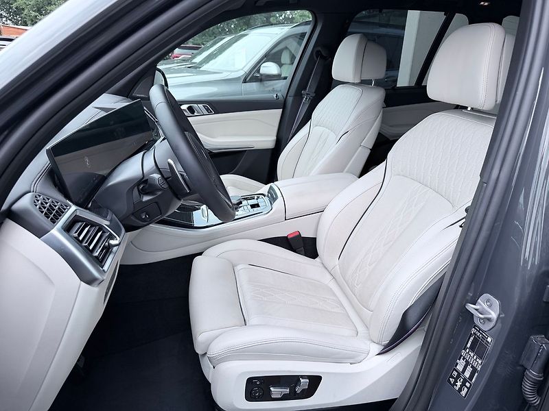 BMW X5 30xD Vzduch Nezávislé Tažné - fotka 15 z 35