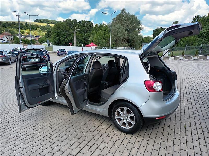 Volkswagen Golf Plus 1,4 TSI,90KW,DIGIKLKIMA,TEMPOM - fotka 10 z 33
