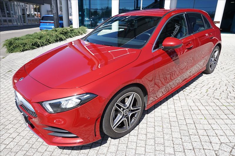 Mercedes-Benz Třídy A 1,3 A 180 - fotka 3 z 16
