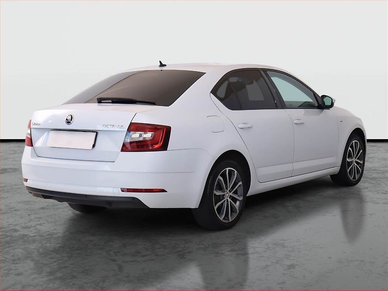 Škoda Octavia (2017) Ambition Plus 2.0 TDI, Automat - fotka 5 z 21