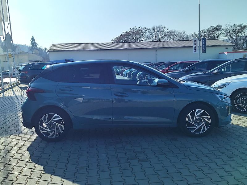Hyundai i20 1.2i/58kW Smart - fotka 4 z 30